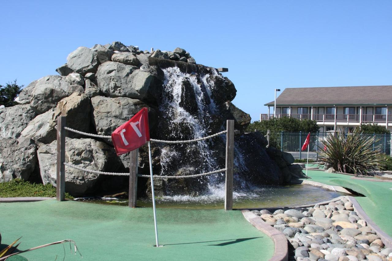 Hotel Emerald Dolphin & Mini Golf 3*