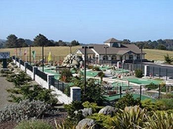 Hotel Emerald Dolphin & Mini Golf 3*