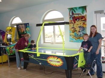 Emerald Dolphin & Mini Golf Fort Bragg