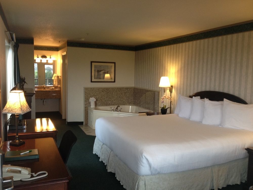 Emerald Dolphin & Mini Golf Hotel Fort Bragg